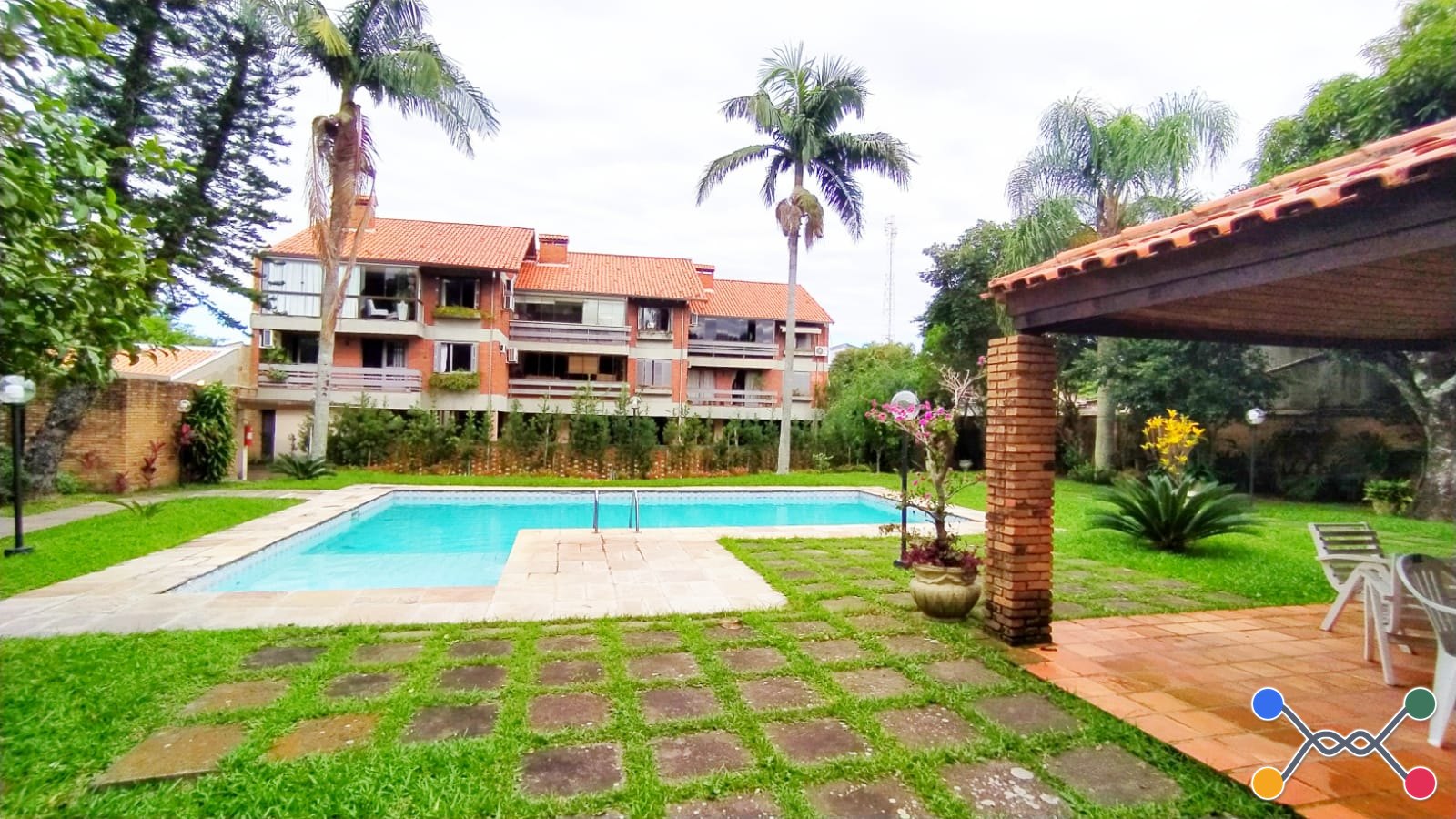 Apartamento Condomínio, Residencial, 3 dormitório(s), 2 vaga(s) de garagem