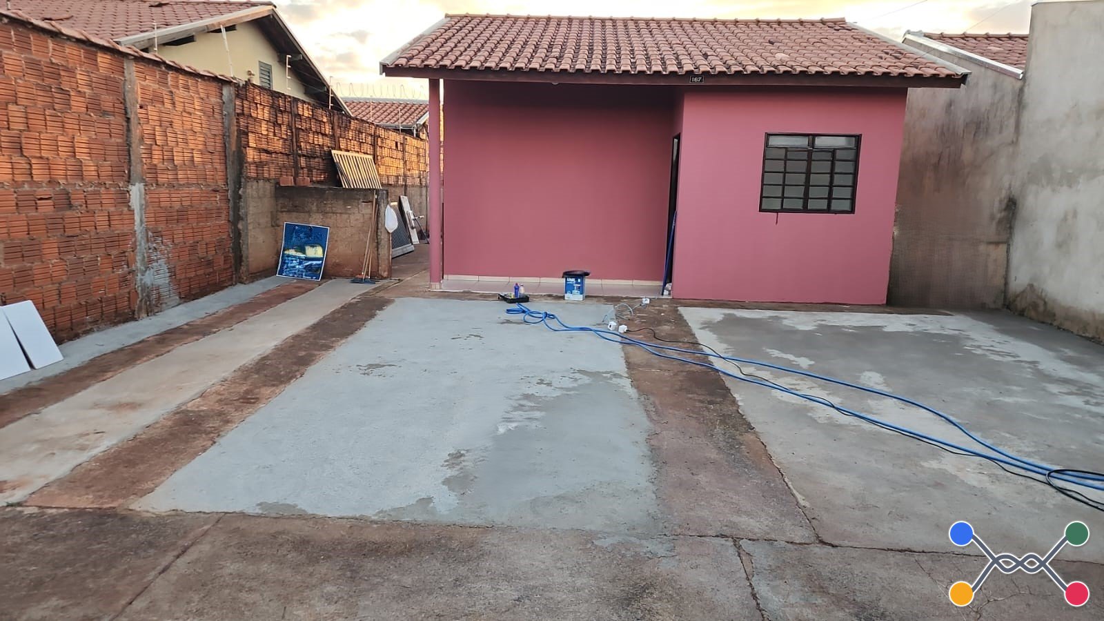 Casa Condomínio, Residencial, 2 dormitório(s), 3 vaga(s) de garagem