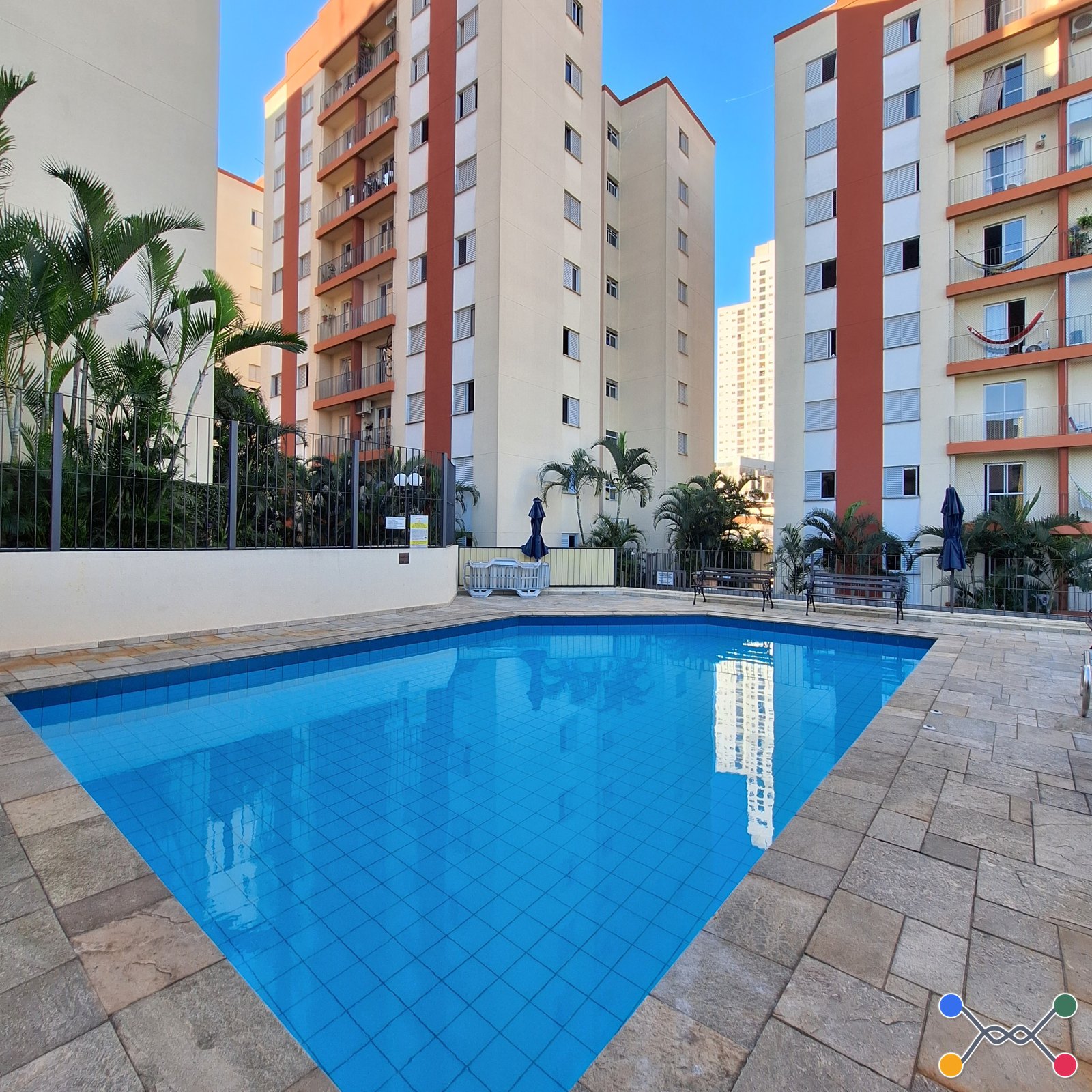 Apartamento Condomínio, Residencial, 3 dormitório(s), 1 vaga(s) de garagem