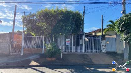 Casa à venda na Avenida 25 De Janeiro - São José Do Rio Preto/SP Código: 02.27429