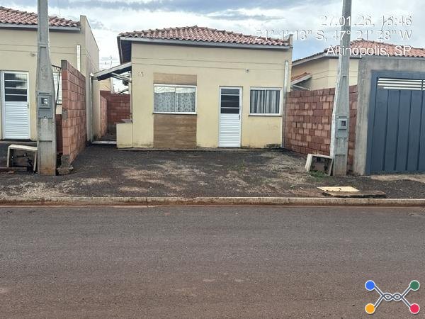 Casa : area_privativa: 47,75: area_terre