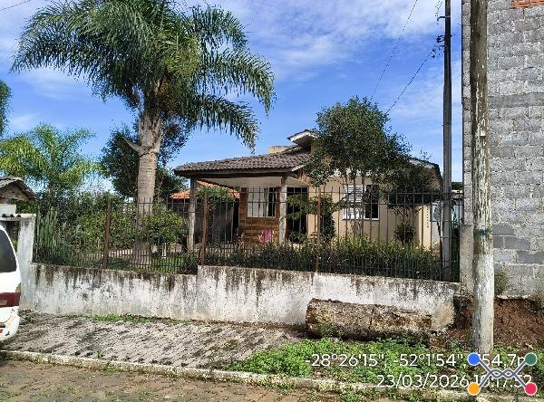 Casa : area_privativa: 49,52: area_terre