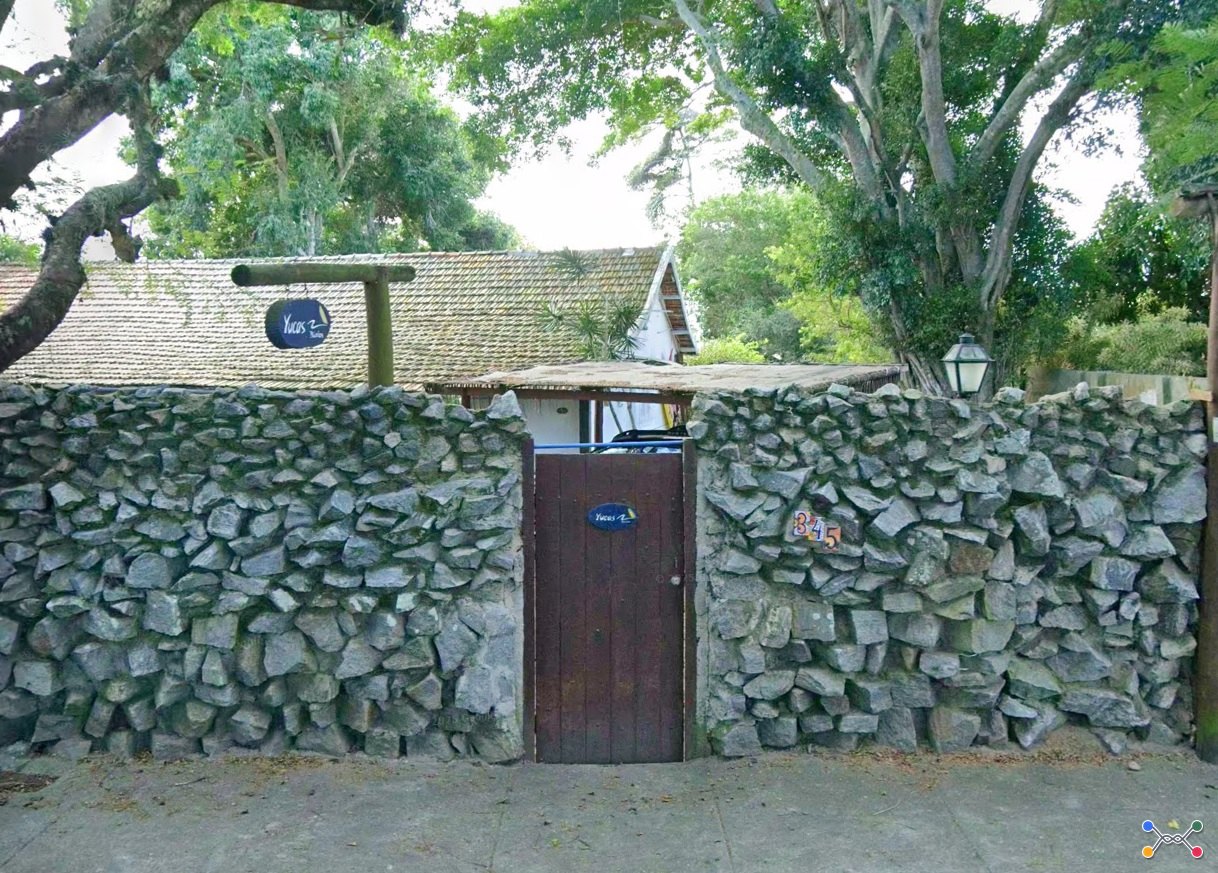 Casa com 180m² de área construída e 1.862m² de área total em Búzios