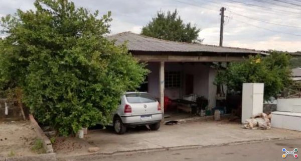 Al Leilões - IMÓVEL COM 462,00m² EM PONTA GROSSA - PR