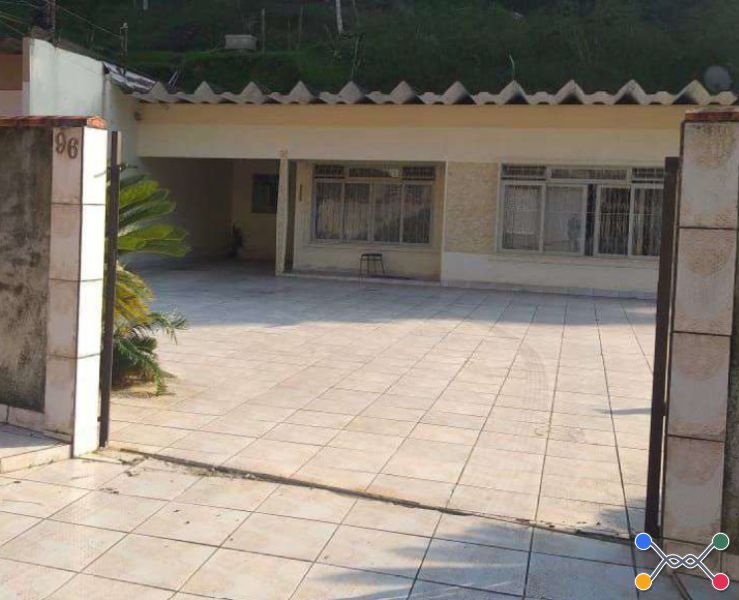 Leilão online Casa Blumenau/SC 1ª praça 08/12/2026 2ª praça 10/12/2026 R$ 427.128 avaliado em R$ 427