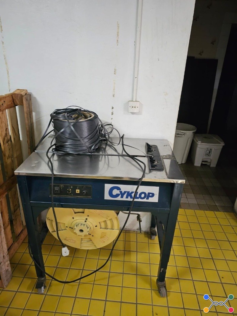 MÁQUINA DE LACRAR CAIXAS