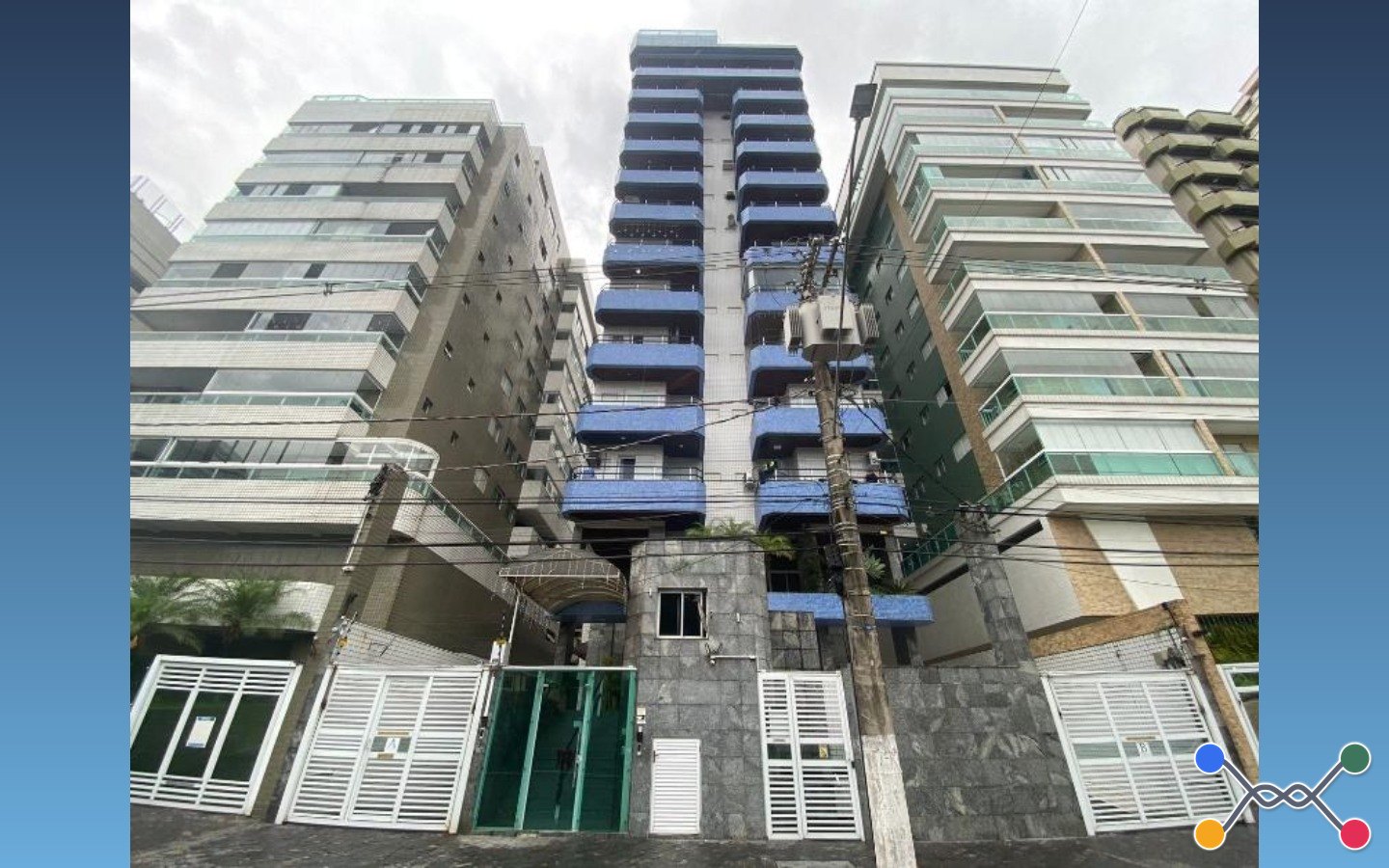 Apto - 167m² - Praia Grande-SPDescriçãoCobertura duplex (apartamento nº 111) no 11º andar do Residencial Melville, matrícula nº 125.695 do RI de Praia Grande/SP. Tem sala, 3 dormitórios (1 suíte), ban