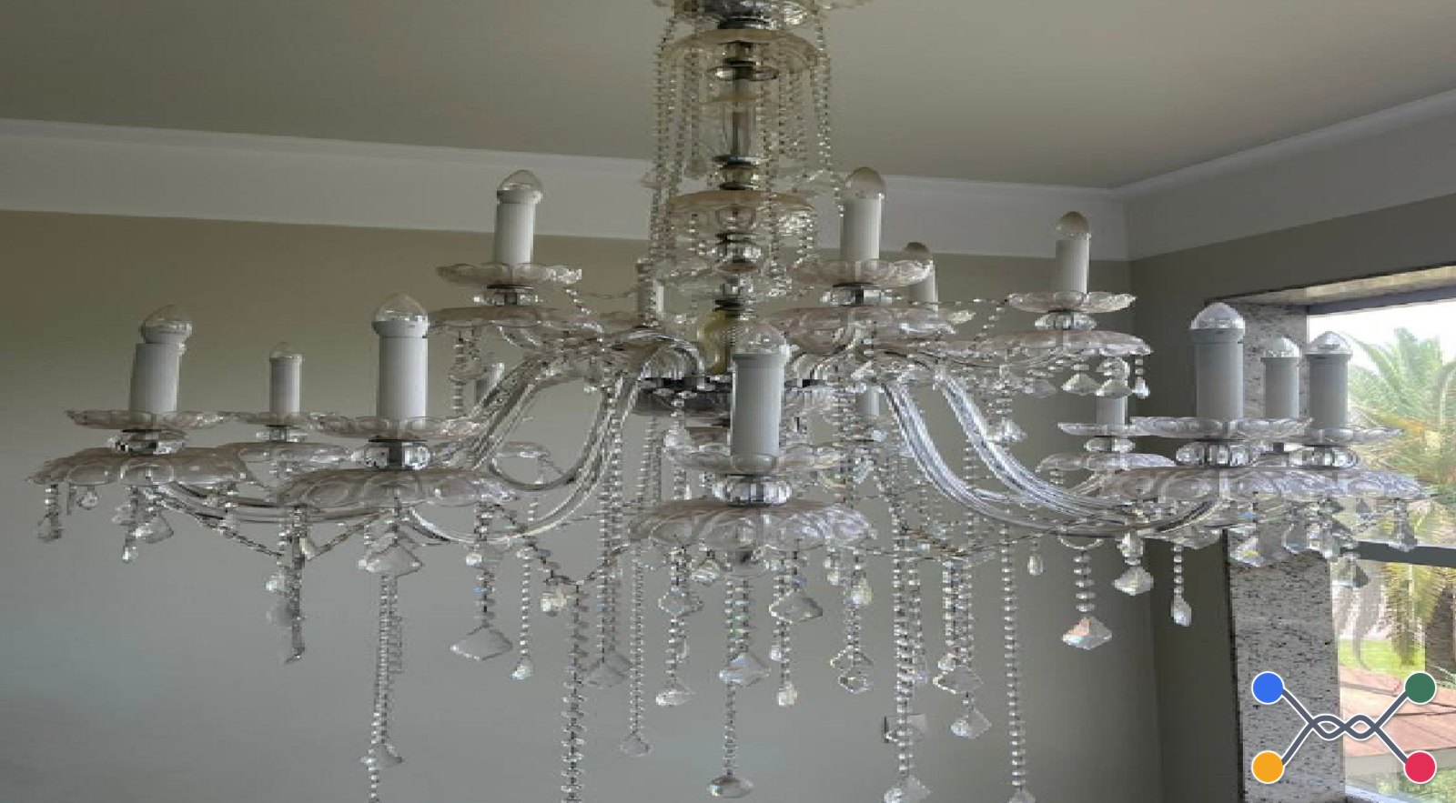 LOTE 2.9 - 01 lustre em cristal