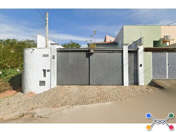 Casa Itapetininga / SP - Vila Nova Itapetininga Rua Heitor Calazans Luz Moura, 830 110,10m² construída 1º leilão R$ 645.471,84 03/06/2026 às 11:14 2º leilão R$