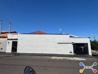 Casa 128 m² - Presidente Roosevelt - Uberlândia - MG