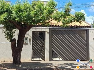 Casa 204 m² - Núcleo Habitacional Buriti - Campo Grande - MS