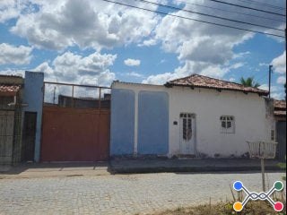 Casa 245 m² - Planalto - Santa Maria da Vitória - BA