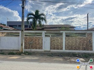 Casa 187 m² - Parque de Exposição - Santa Maria da Vitória - BA