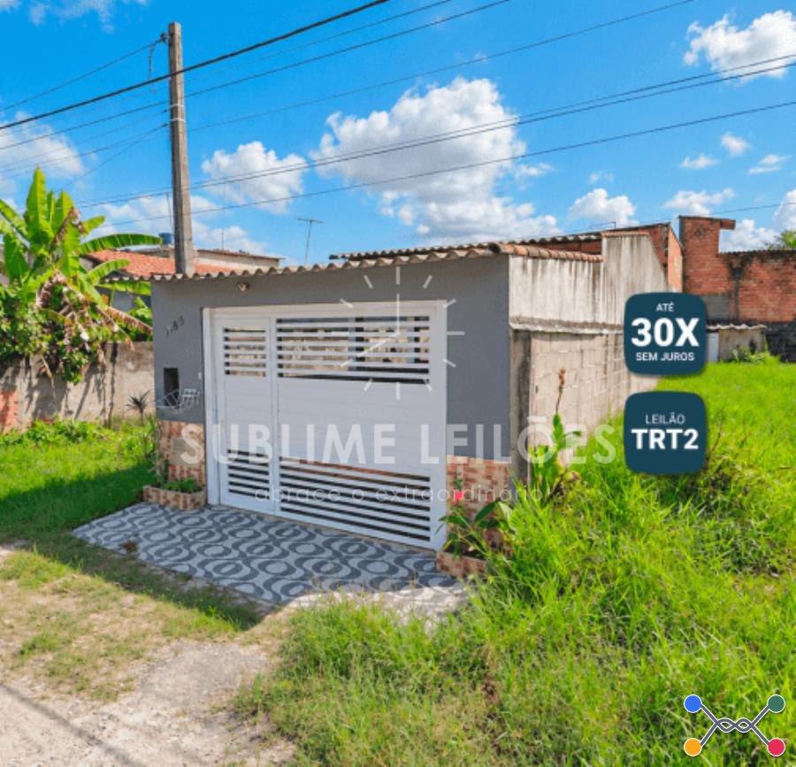 Terreno de 125m² | Benfeitorias