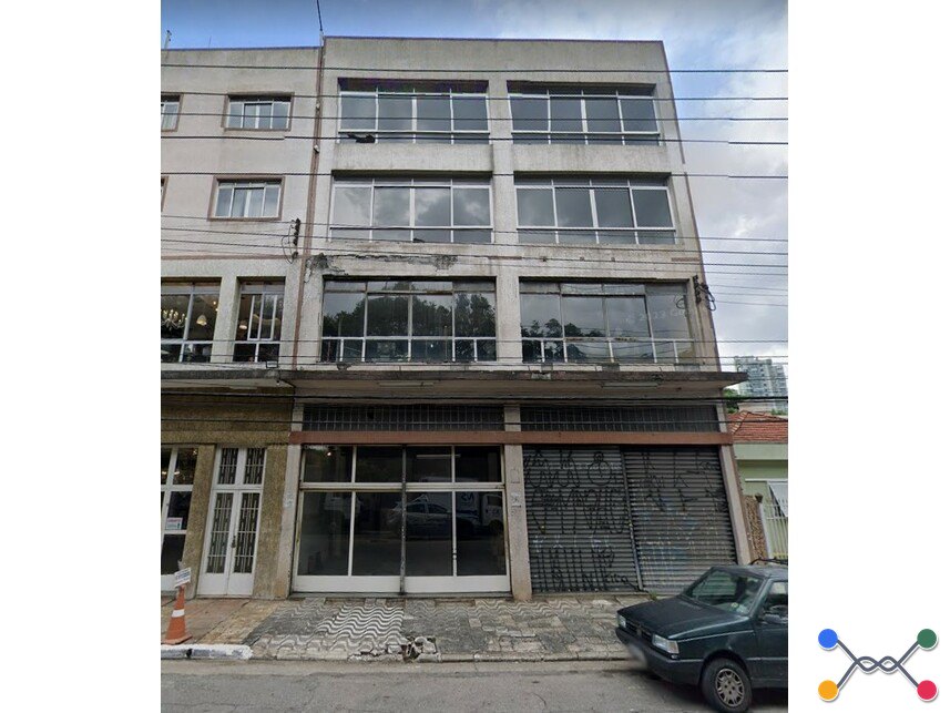 Prédio comercial à venda em leilão