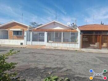Casa no Cecap I, Mococa, SP