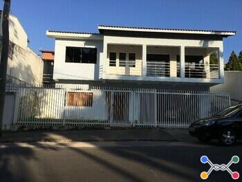 Casa no Centro, Águas de São Pedro, SP