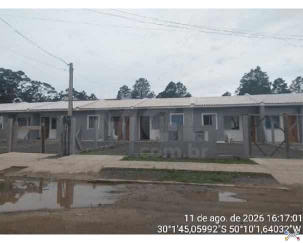 Tramandaí/rs — casa com 51,52m², 2 quartos, 1 vaga na garagem (f8444439679240) casas em leilão | mgl leilões