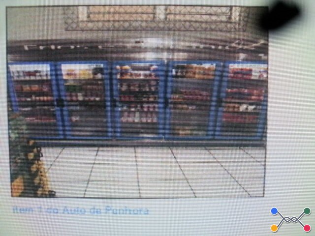 Enéas Carrilho de Vasconcelos Neto - Três Geladeiras expositoras, Marca Refrimate, Côr Azul com 5 portas, cada uma avaliada em R$ 7.000,00, Total: R$ 21.000,00