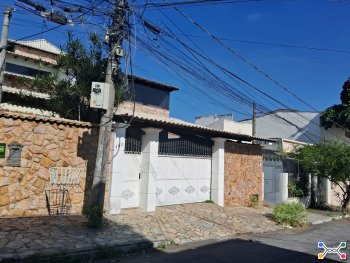 Casa - Nova Iguaçu / RJ - Califórnia Rua Lafaiete Pimenta, 100