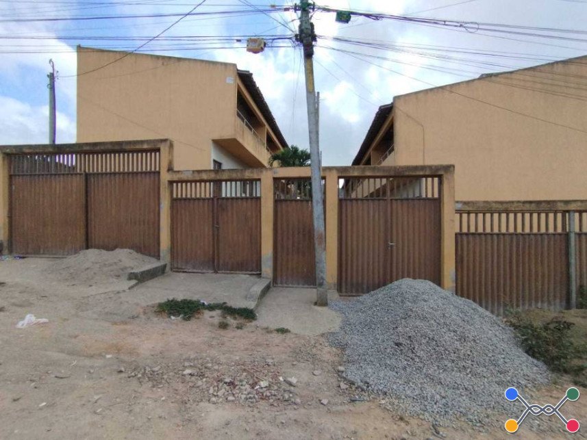 Apartamento duplex à venda em leilão