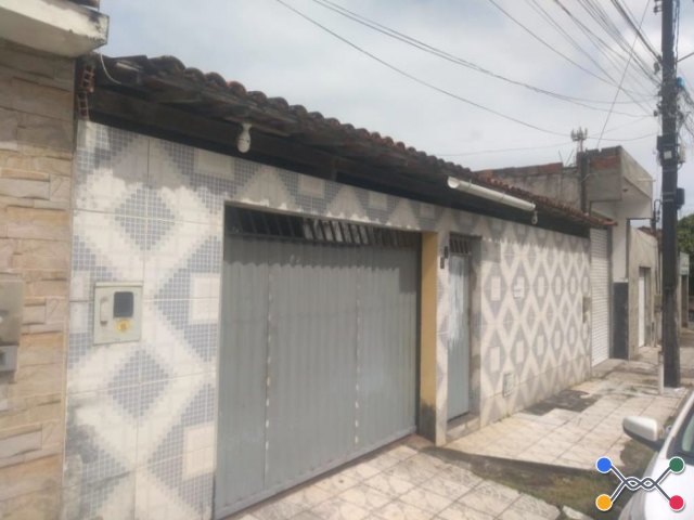 Casa com área construida de 32,906m² e uma área total de 200,00m² em camaçari-ba
