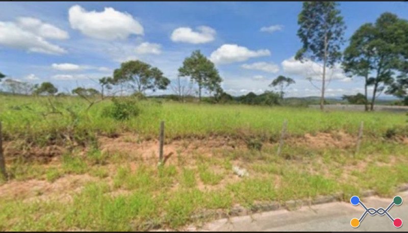 Lote de terreno n. 01, da quadra 17, com área de 2.500m², no loteamento chácara caiuás, rua floriano brum, dourados/ms.