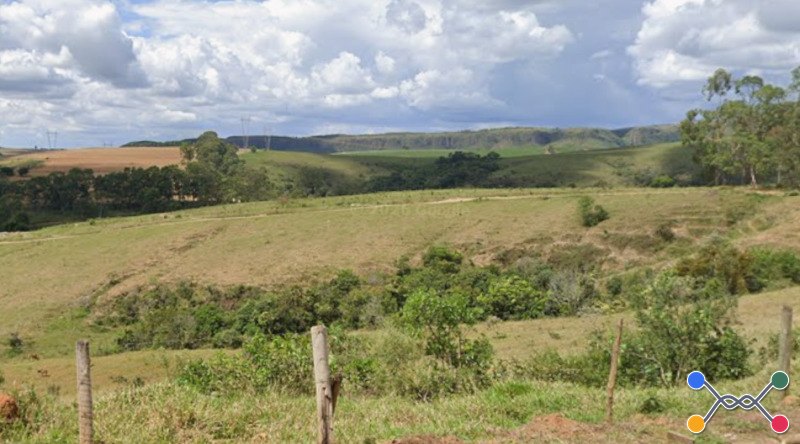 Fazenda campo alegre com 131,55,05 hectares em tapira/mg