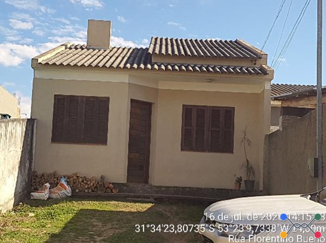Casa - 54,82m² de área privativa, 216m² de área do terreno, com vaga de garagem - pinheiro machado/rs