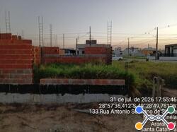 Casa - 100m² de área privativa, 377,45m² de área do terreno, com vaga de garagem - ararangua/sc