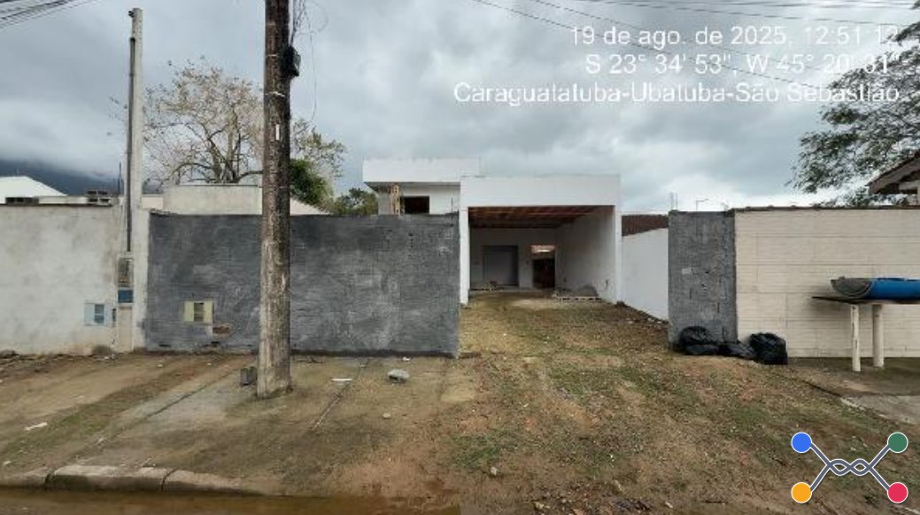 Casa - 119,09m² de área privativa, 250m² de área do terreno, com vaga de garagem - caraguatatuba/sp