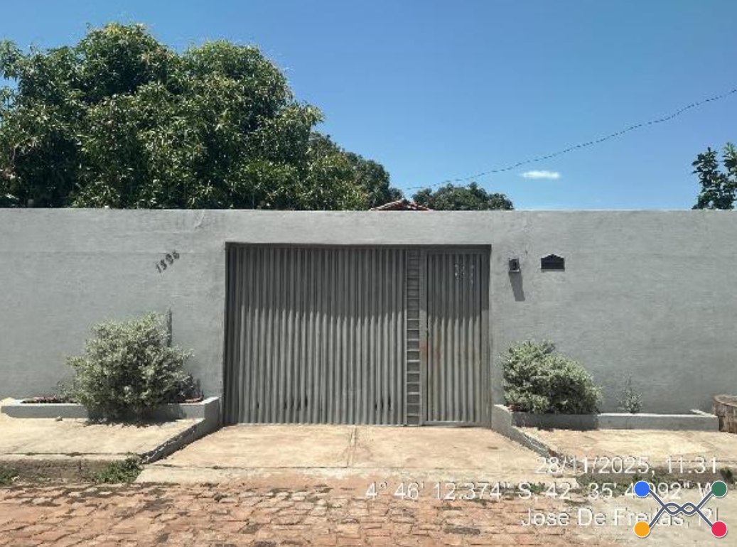 Casa - 12,97m² de área privativa, 600m² de área do terreno, com vaga de garagem - jose de freitas/pi