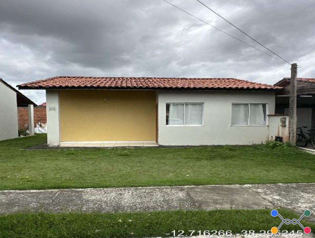Casa - 47,7m² de área privativa, 160,2m² de área do terreno, com vaga de garagem - camacari/ba