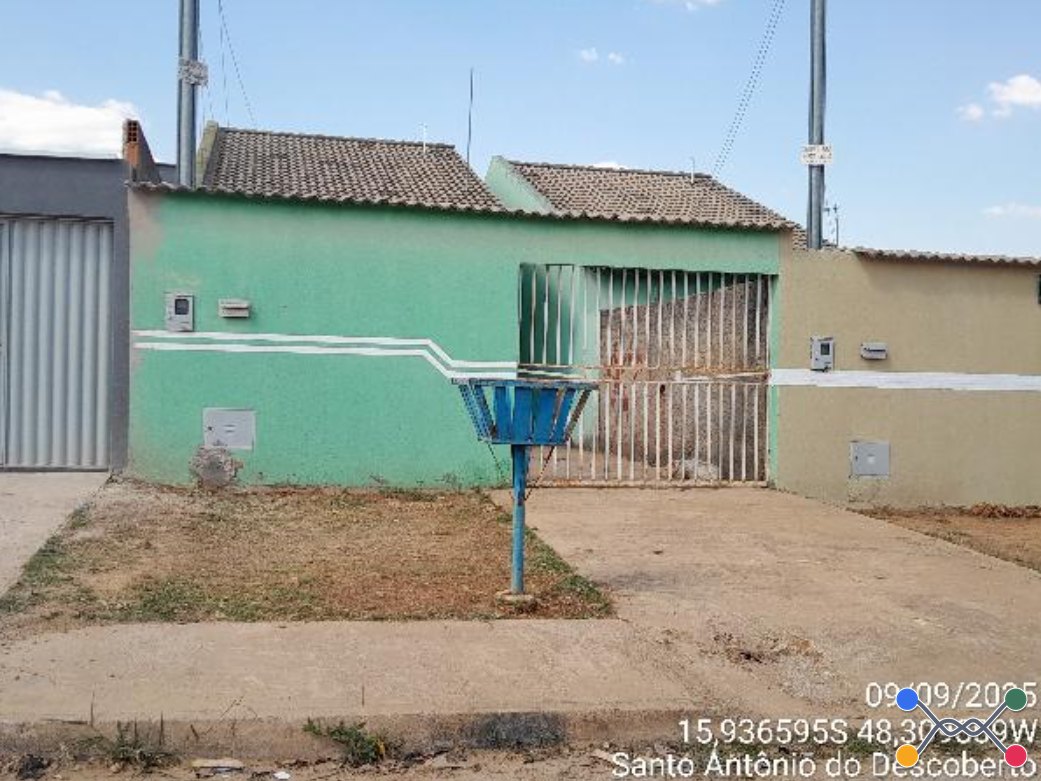 Casa - 63m² de área privativa, 180m² de área do terreno, com vaga de garagem - santo antonio do descoberto/go