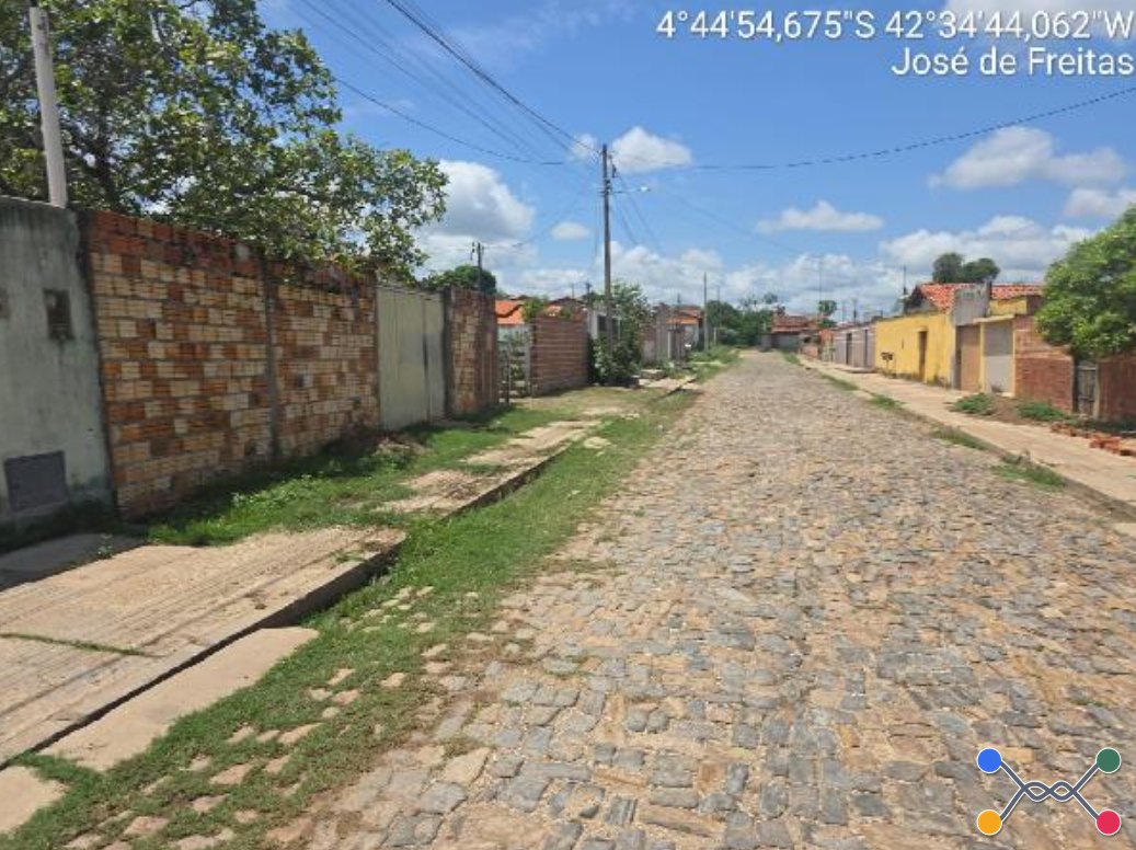 Casa - 65m² de área privativa, 220m² de área do terreno, com vaga de garagem - jose de freitas/pi