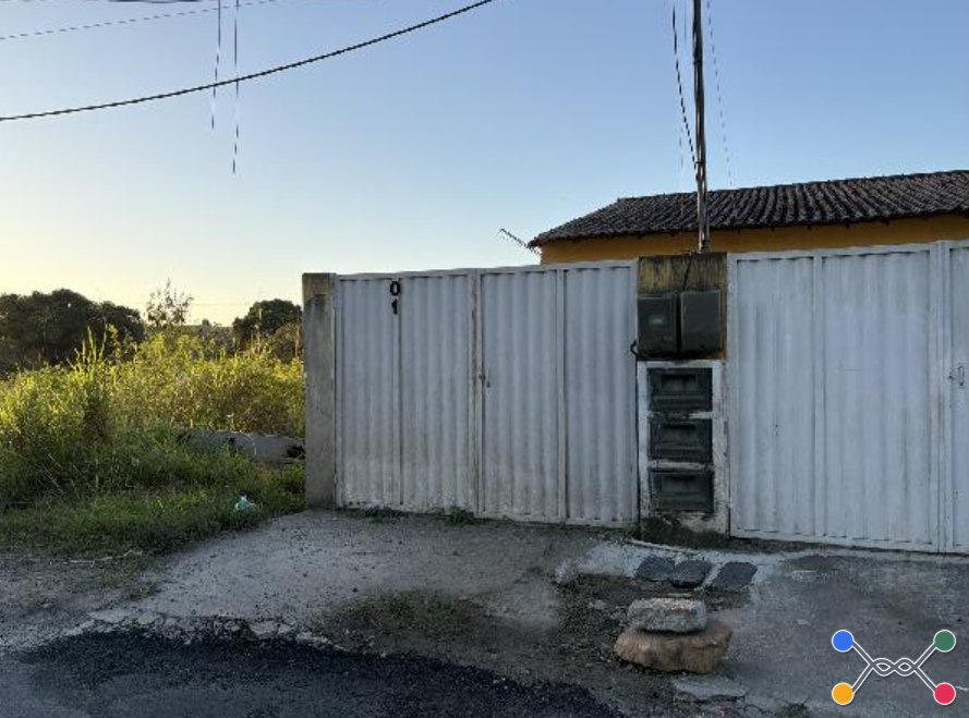 Casa - 38,15m² de área privativa, 75m² de área do terreno, com vaga de garagem - sao goncalo/rj