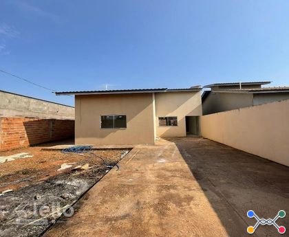 Iporá/GO - Terreno com 255,41 m² área construída com 92,00 m²