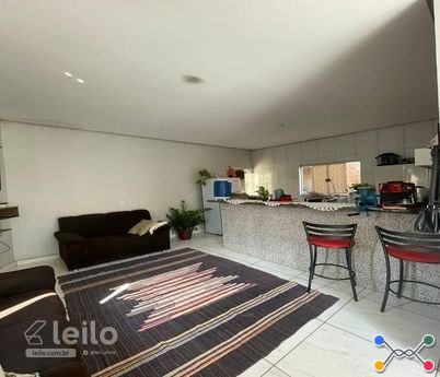 Iporá/GO - Casa com 77,00 m² em lote com 222,65 m²