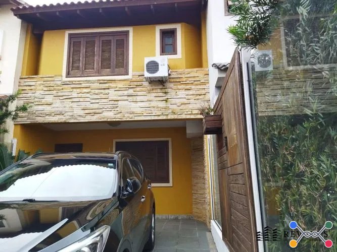 Casa em Porto Alegre/RS — Hípica
