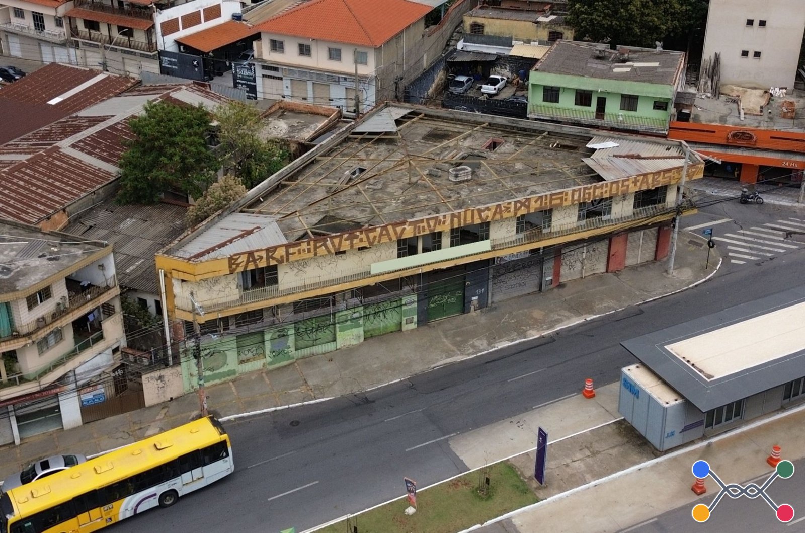 Prédio comercial | 2 pavimentos | 4 lojas | 739 m² de área construída | av. joão césar de oliveira | eldorado | contagem/mg
