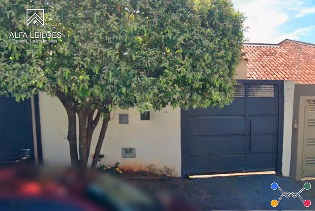 Matão (SP) - Casa no Bairro Nova Cidade com Terreno de 171m²