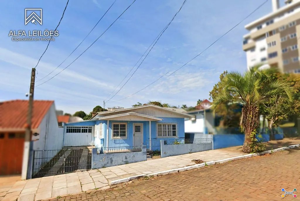 Lagoa Vermelha (RS) - Casa no Bairro Pedregal com Terreno de 269m²