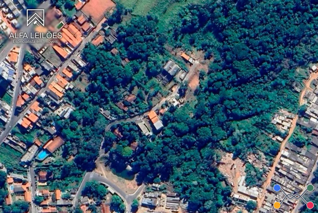 Atibaia (SP) - Casa no Bairro Jardim Colonial com Terreno de 3.984m²