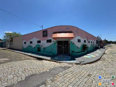 Imóvel situado na Travessa Interventor Manoel Ribas, esquina com a Rua Santa Catarina em Rio Negro/SC