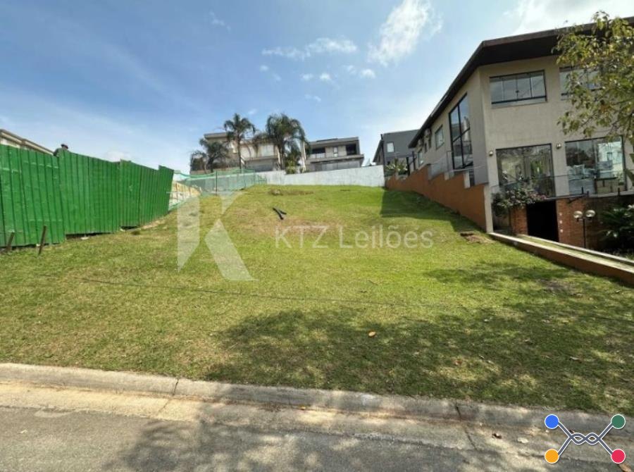 Terreno em leilão em Santana De Parnaíba - SP