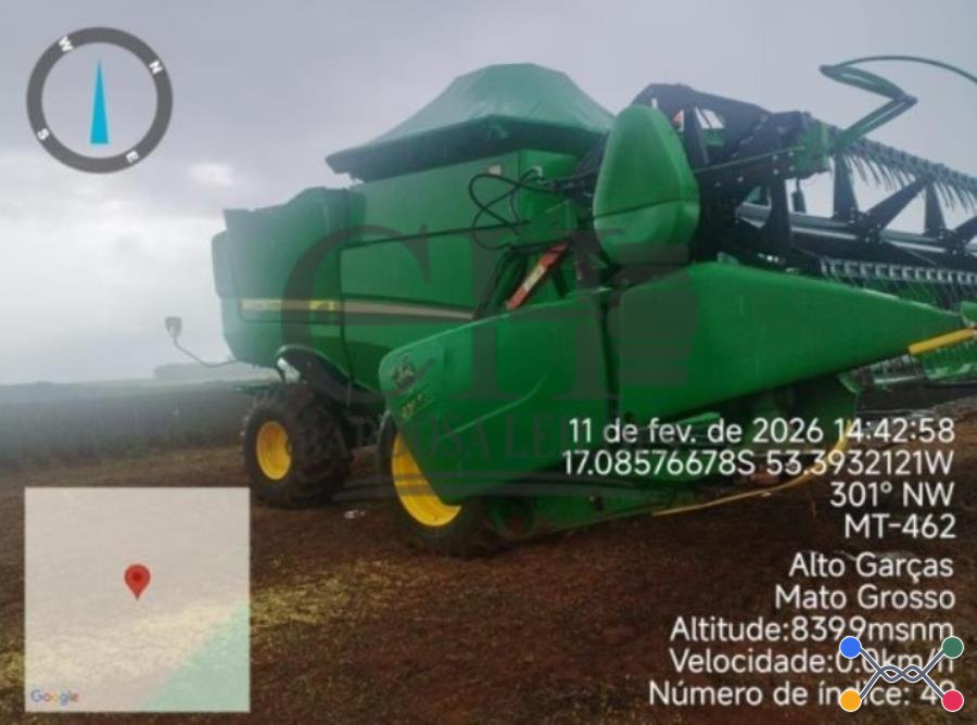 COLHEITADEIRA JOHN DEERE - ANO 2015