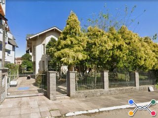 Casa com 02 pavimentos 288 m² - Avenida Central - Gramado - RS