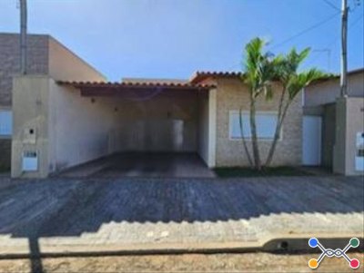 Casa 148m² em terreno 250m²| Uberaba/MG | Jardim Maracanã