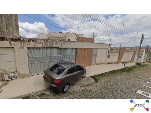 Comprei - PGFN - Pedra Branca/CE - Sobrado c/ psicina, c/ aprox. 127m² de área construída, terreno c/ 1.087m²