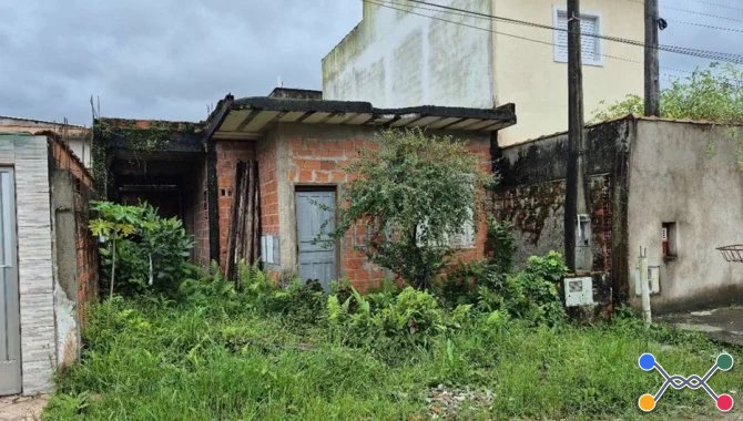 Casa Inacabada 102 m² em Terreno de 135 m² - Jardim Albatroz II - Bertioga - SP